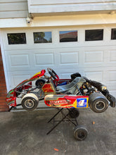 Load image into Gallery viewer, Ex Team kart - Gillard 101 Junior with KA100 12-14 year olds