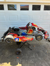 Load image into Gallery viewer, Ex Team kart - Gillard 101 Junior with KA100 12-14 year olds